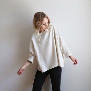 Jamie + The Jones natural cotton linen shirt